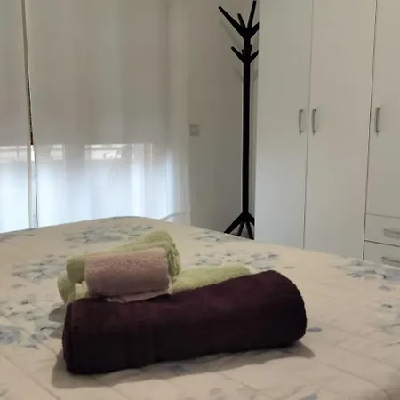 Διαμέρισμα With Private Parking Spot In Oristano's Center *